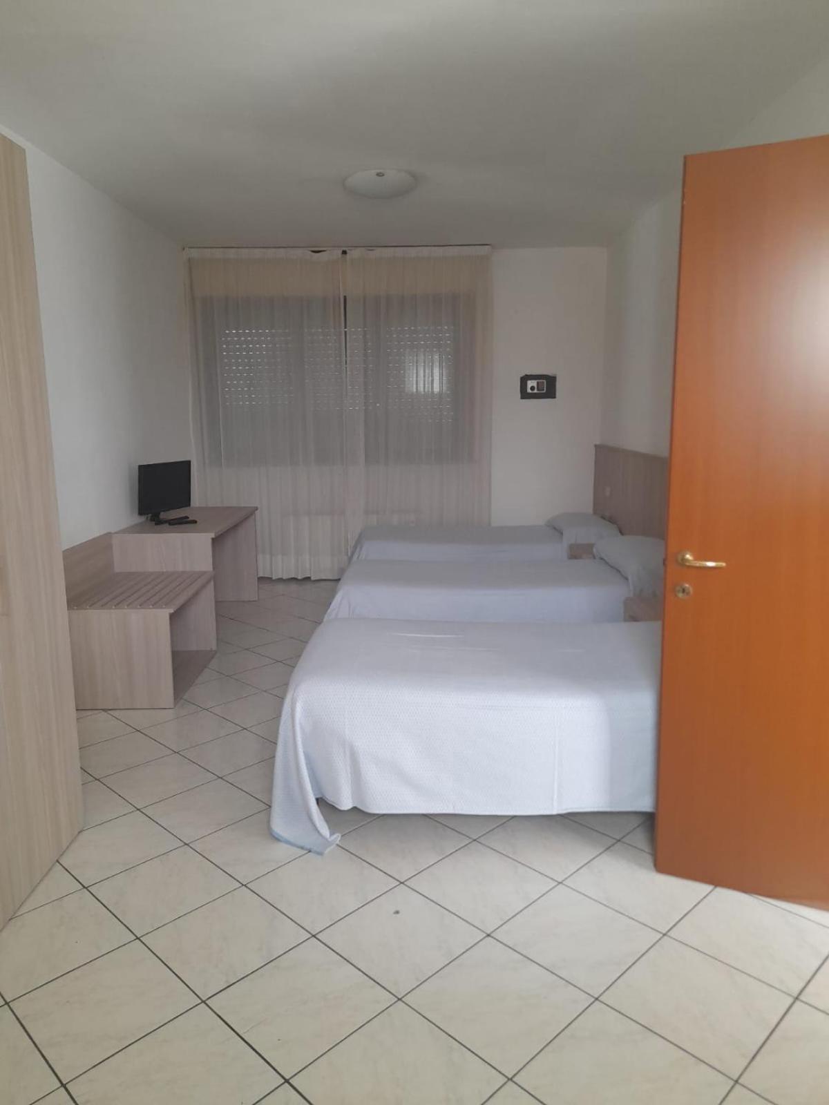 Hotel Residence La Fontana Mariano Comense Zewnętrze zdjęcie